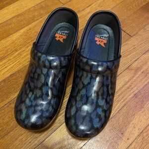 Cheetah Dansko XP